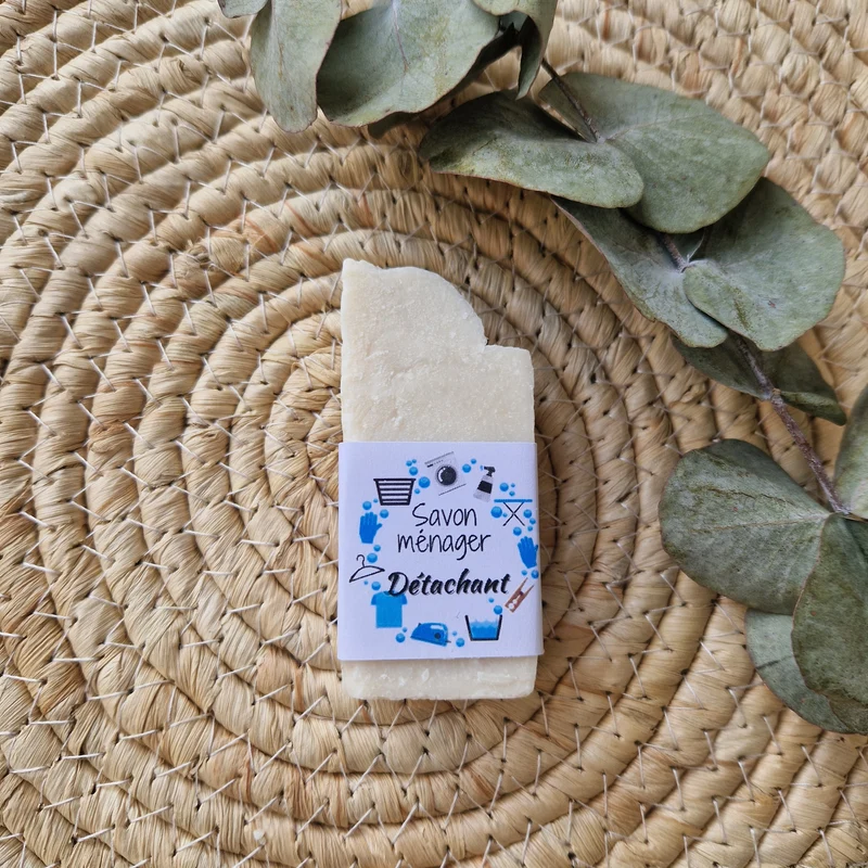 Savon détachant naturel pour lingettes lavables